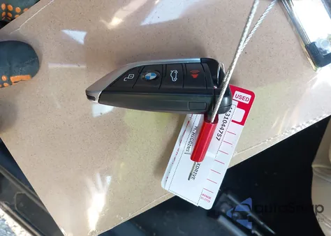 2022 BMW X3 xDrive30I z USA, uszkodzony, nr VIN 5UX53DP05N9J81530